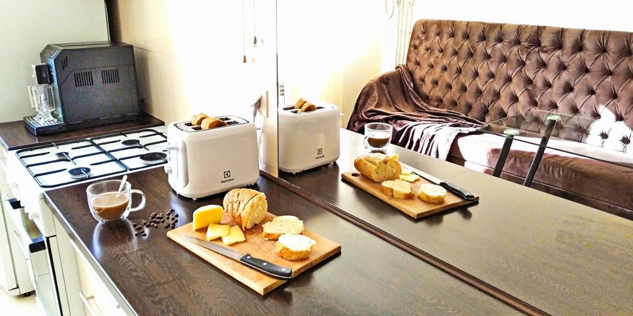 Квартира Посуточно Двокімнатна У Мікрорайоні Садовий Мережа Alex Apartments Документи Для Відряджень Фоп 3 Група Πολτάβα Εξωτερικό φωτογραφία