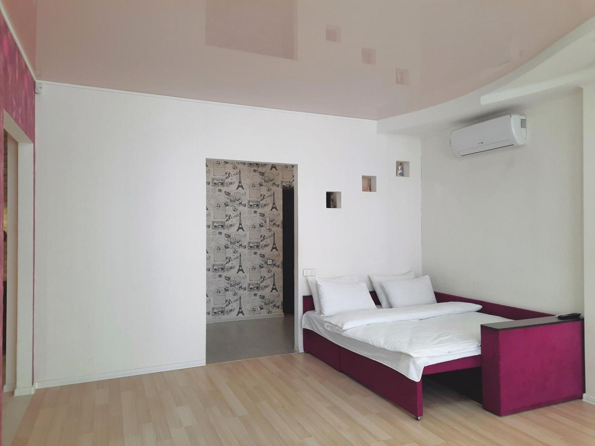 Квартира Посуточно Двокімнатна У Мікрорайоні Садовий Мережа Alex Apartments Документи Для Відряджень Фоп 3 Група Πολτάβα Εξωτερικό φωτογραφία