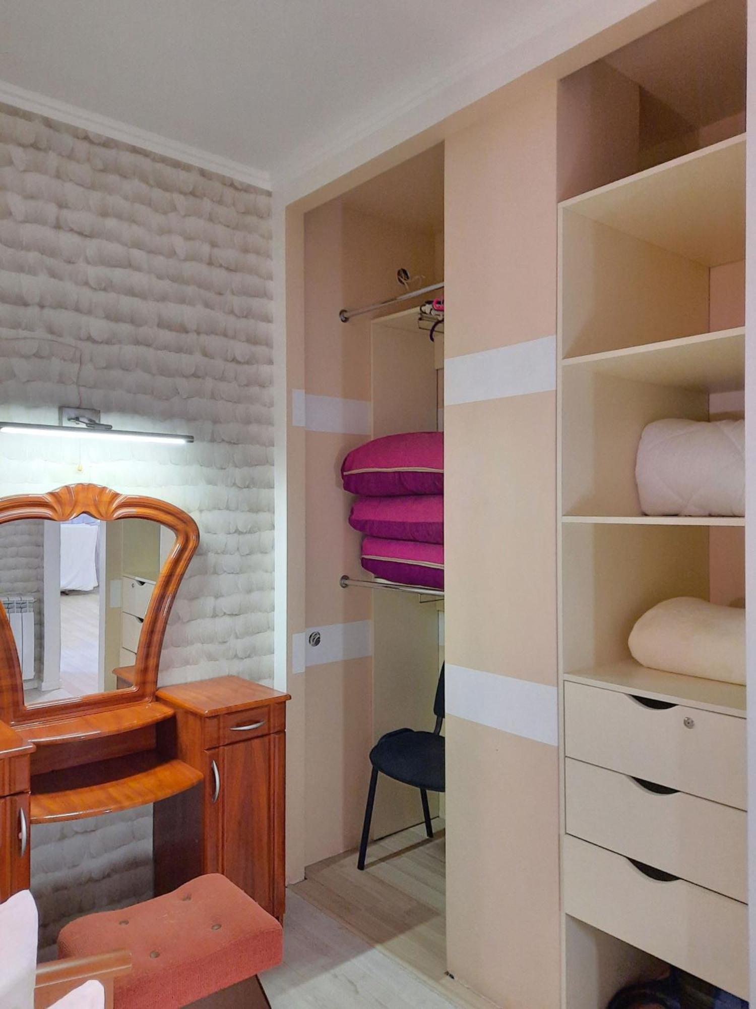 Квартира Посуточно Двокімнатна У Мікрорайоні Садовий Мережа Alex Apartments Документи Для Відряджень Фоп 3 Група Πολτάβα Δωμάτιο φωτογραφία
